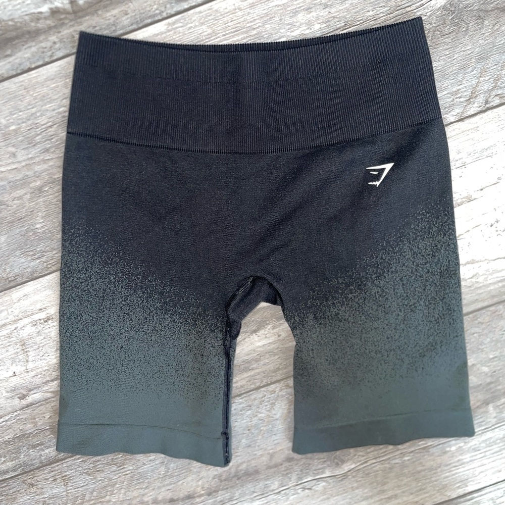 Black ombré gymshark bike shorts small